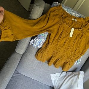 Madewell light spun smocked waist top